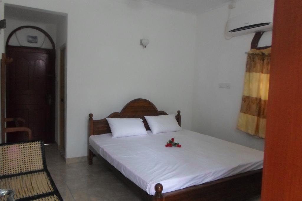 Raj Villa Kumarakanda Хиккадува Номер фото
